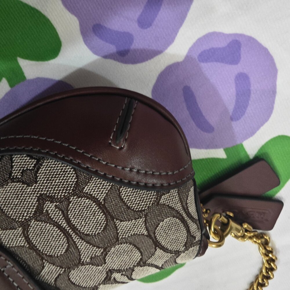 Coach Monogram Canvas Chain Bag - Picture 8 of 9